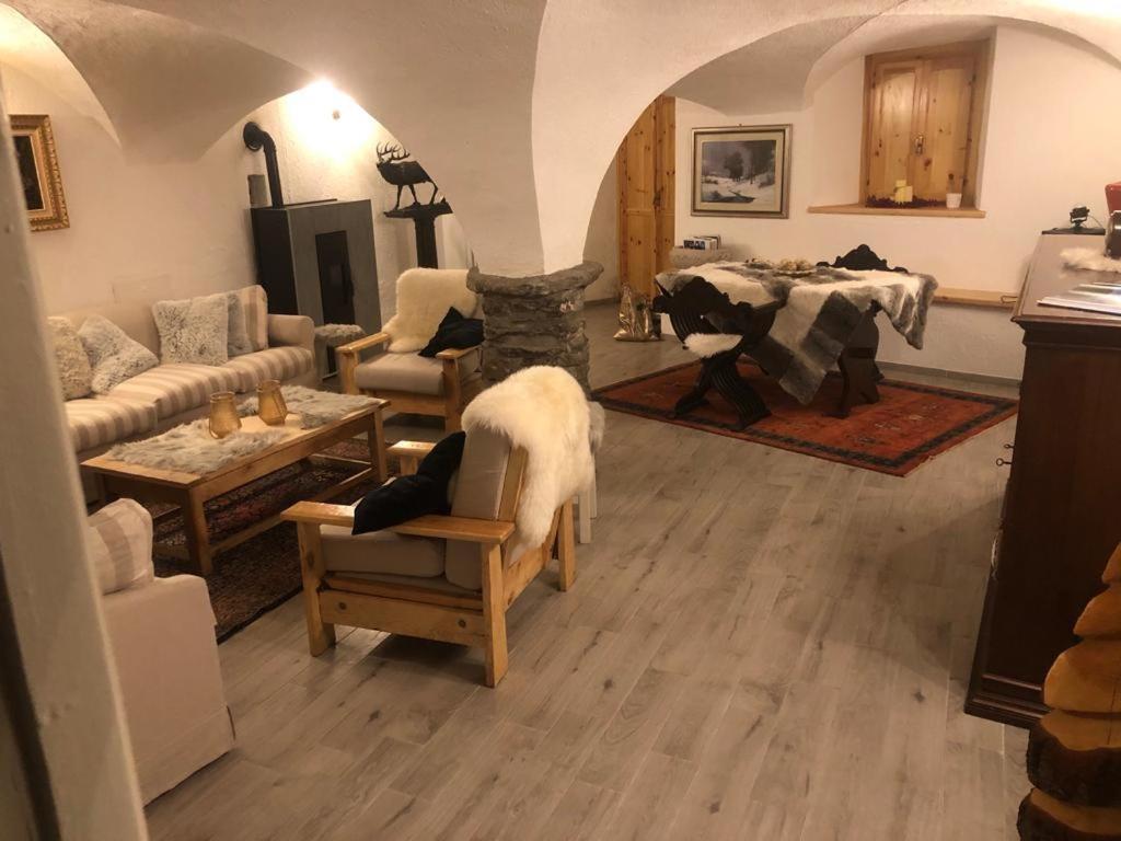 Ferienwohnung Les Cheminees La Thuile Exterior foto